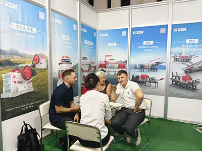 MINEX İZMIR 2025 — Discussing solutions with Turkish clients